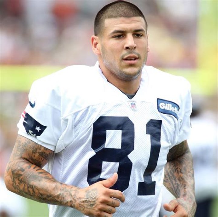 Aaron Hernandez's Trust Says Fianc&eacute;e's 12K HomeGoods Charge Not to