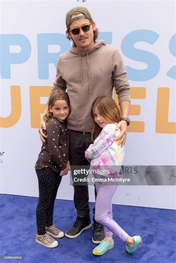 Kevin Zegers, Blake Everleigh Zegers and Zoe Madison Zegers attend